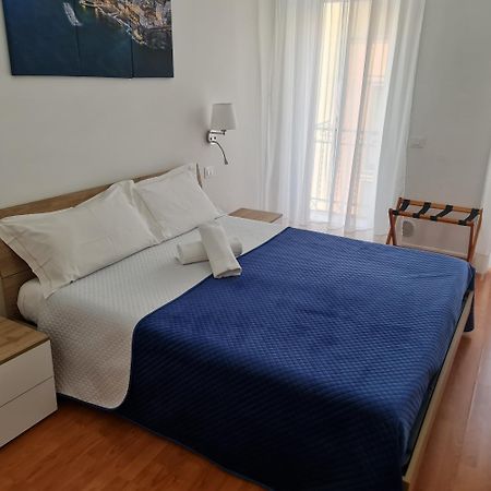 Mare Fuori B&B Salerno Exterior photo
