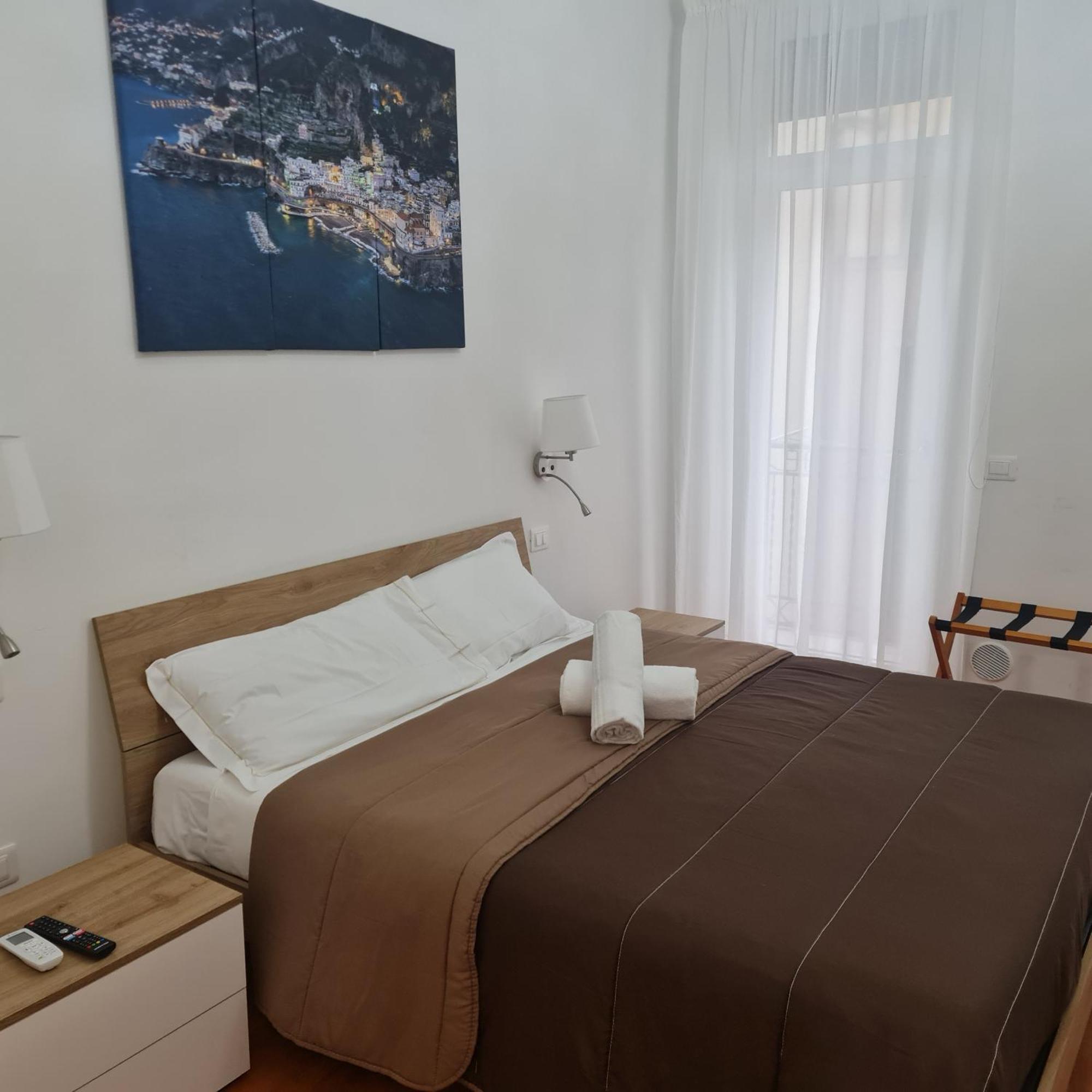 Mare Fuori B&B Salerno Exterior photo